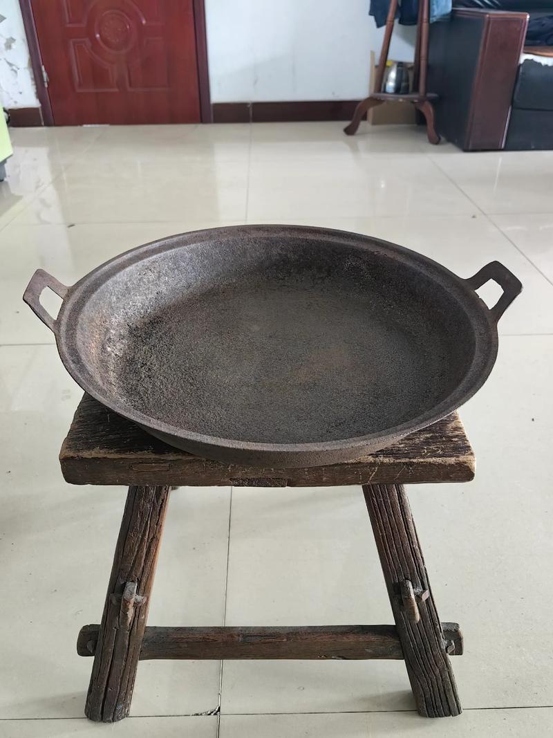70/80年代 老铸铁锅 煎锅平底锅 烙肉饼锅 老旧 有岁月